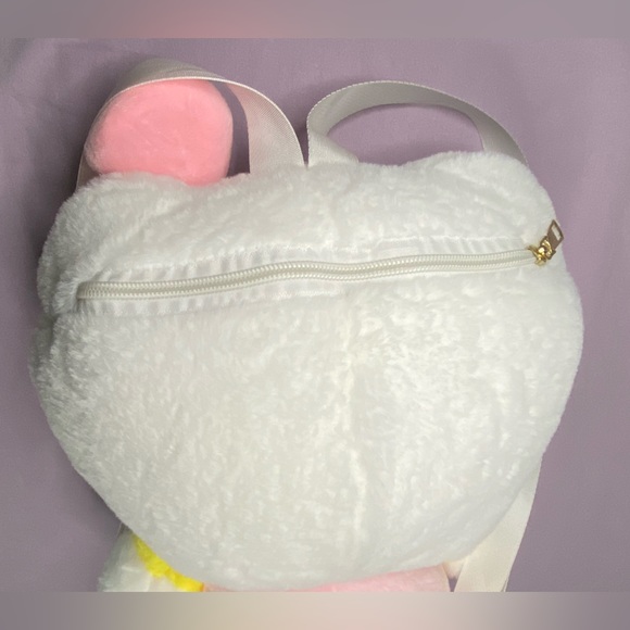 ‼️CLEARANCE‼️ 🩷🐱 Plush Hello Kitty Backpack - Picture 4 of 9